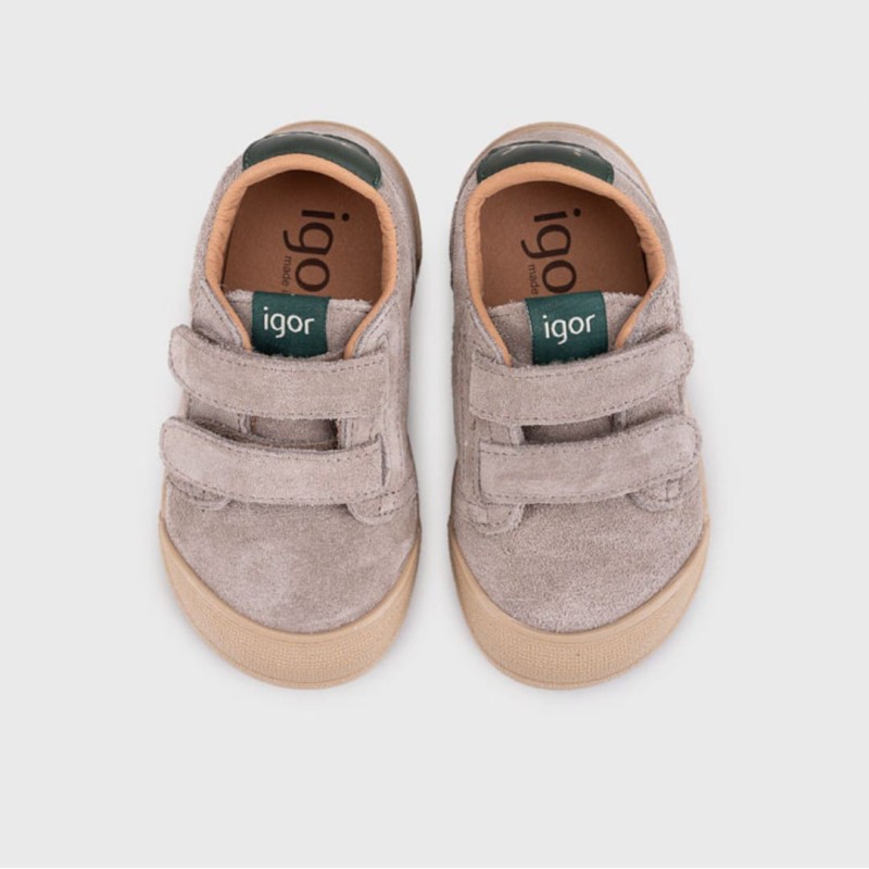 Zapatilla Igor en piel suede topo