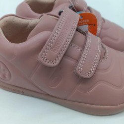Deportivo Biomecanics Barefoot en color rosa
