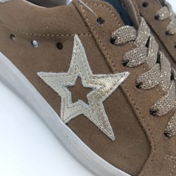 Zapatilla Silver Moose en serraje marrón
