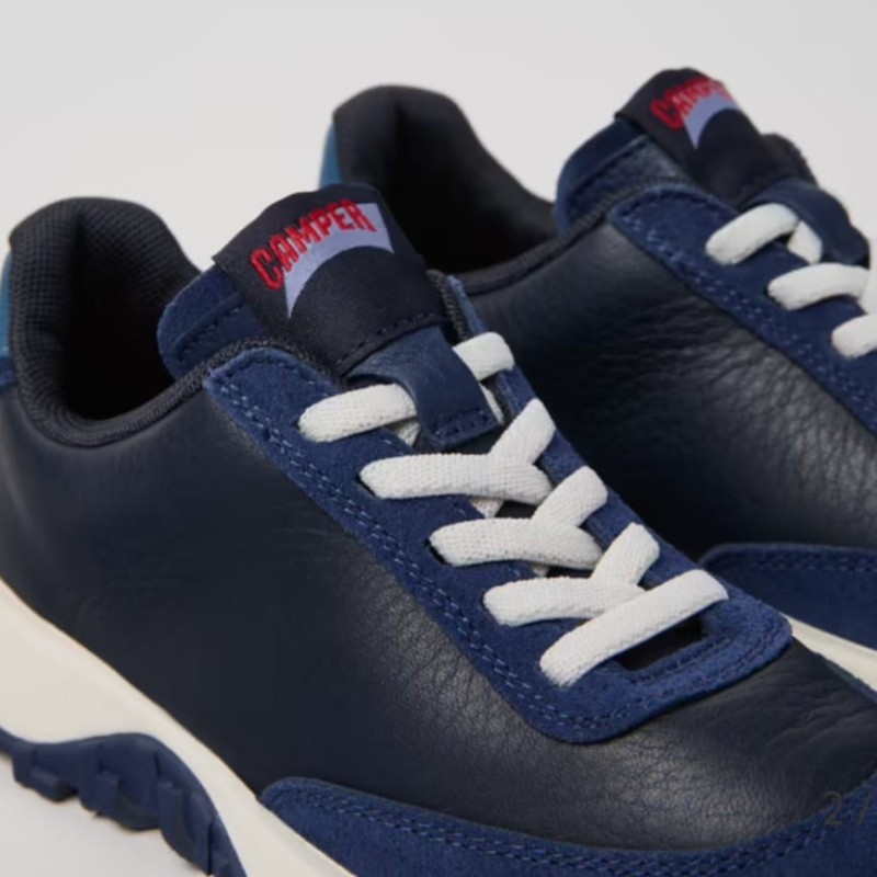 Deportivo Drift Trail  Camper en piel azul