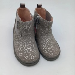 Botin chelsea respetuoso en gris