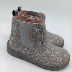 Botin chelsea respetuoso en gris