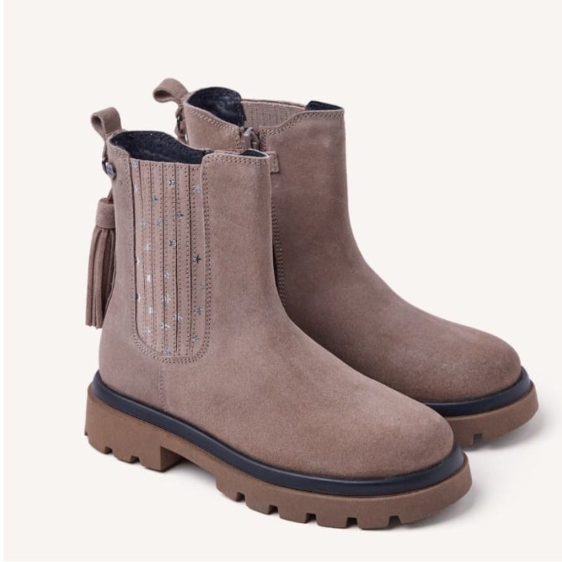 Bota de piel serraje color topo