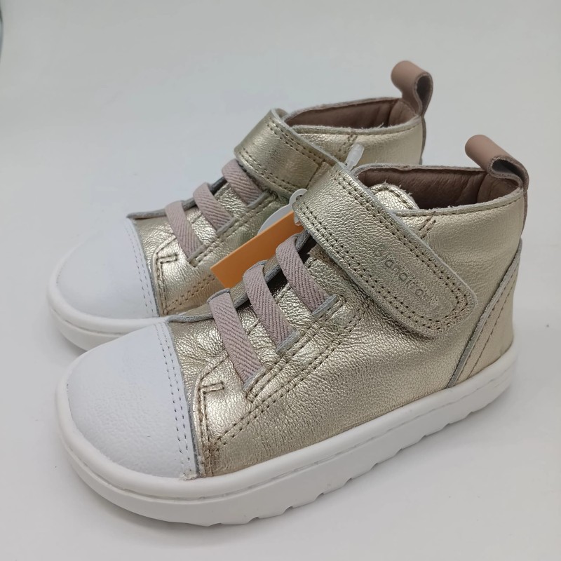 Botin Pekin de Crios en dorado